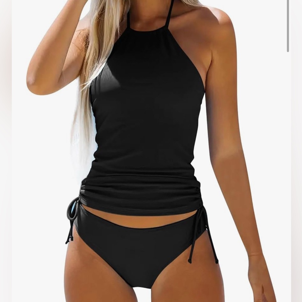 **NEW**👙👙Black Bikini with High-Neck Halter and Ruched Sides